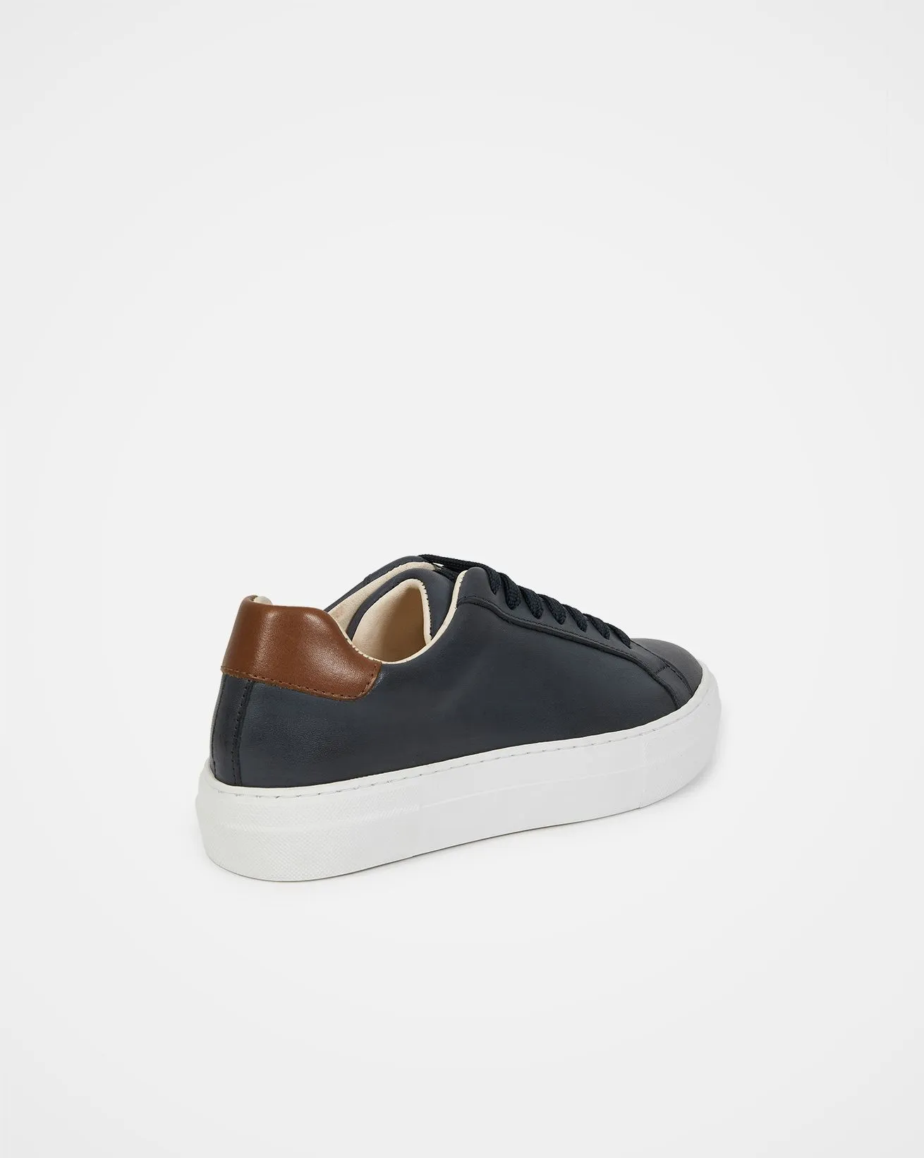 Celtic & Co. Low Top Trainers